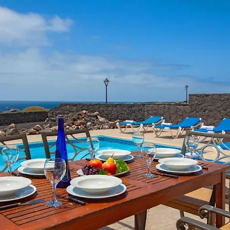 Wunderschoene, Umweltfreundliche Am Prázdninový dům Playa Blanca (Lanzarote)